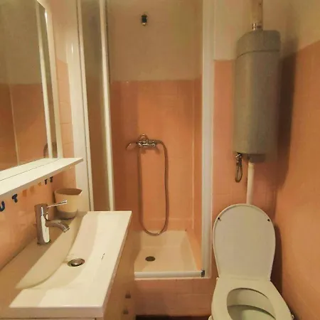 Apartamento Proche Centre Pour 2/4 Personnes, Cuisine Equipee, Pres Thermes Et Telecabines - Fr-1-234-281 *